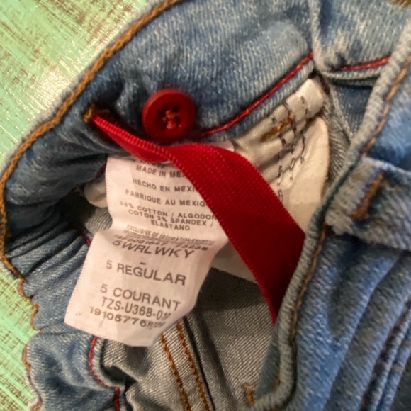 Adjustable Wrangler Size 5 Regular. Kids Tough Material Jeans - Picture 3 of 4